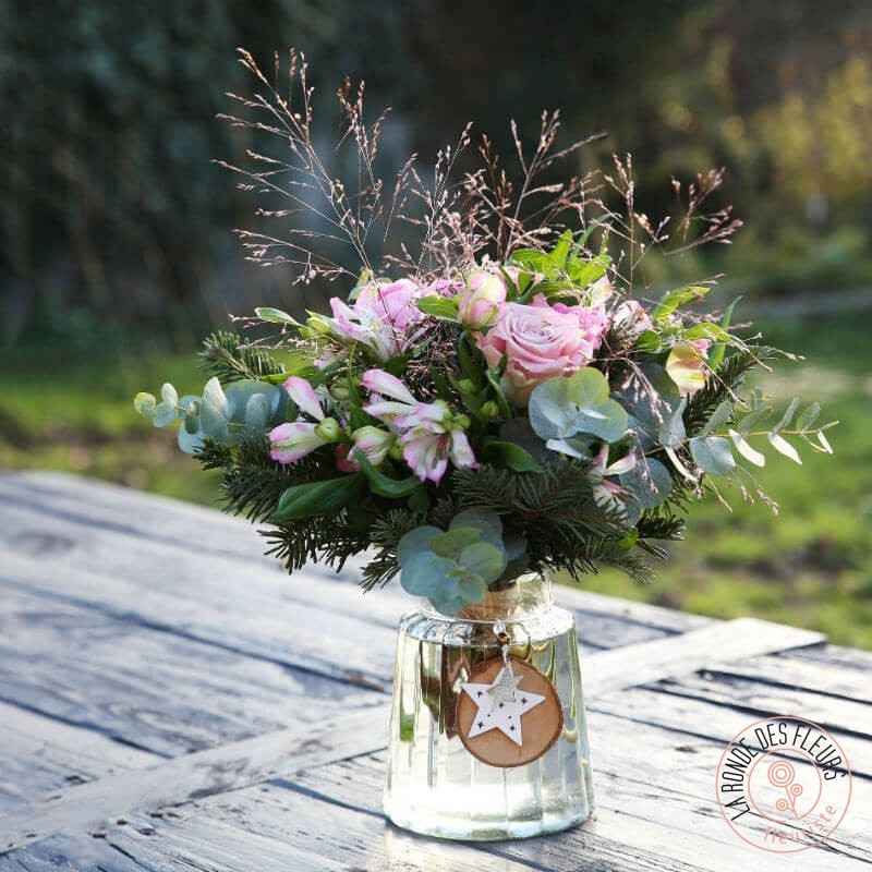 Scarlett bouquet étincelant pour les fêtes La Ronde des Fleurs