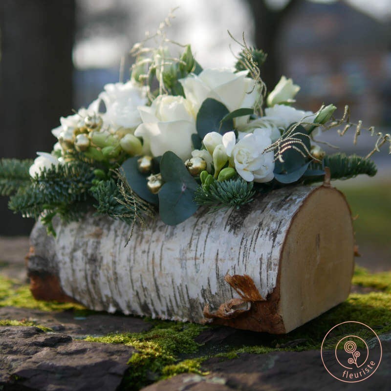 Buche fleurie blanche La Ronde des Fleurs artisan fleuriste  rennes