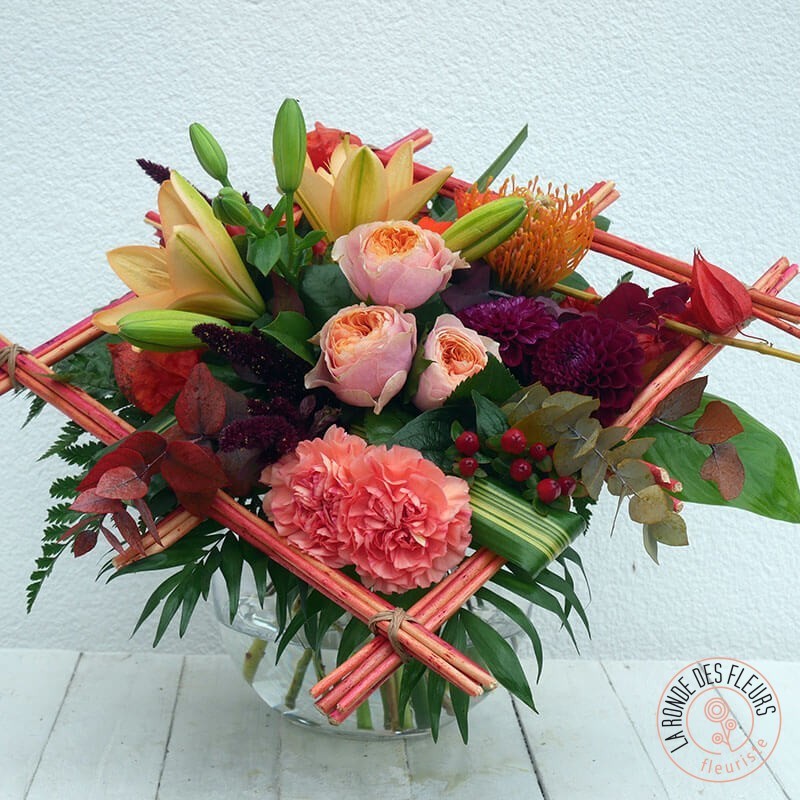 Bouquet carré de fleurs oranges - Ronde des fleurs Bouquet carré de fleurs oranges - Ronde des fleurs