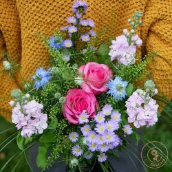 bouquet de fleurs de saison pour offrir à rennes livraison interflora